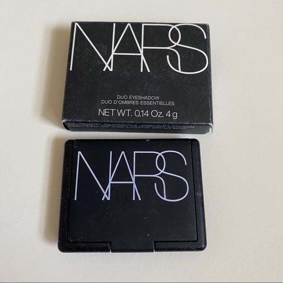 NARS Duo Eyeshadow in Eurydice - Picture 2 of 4